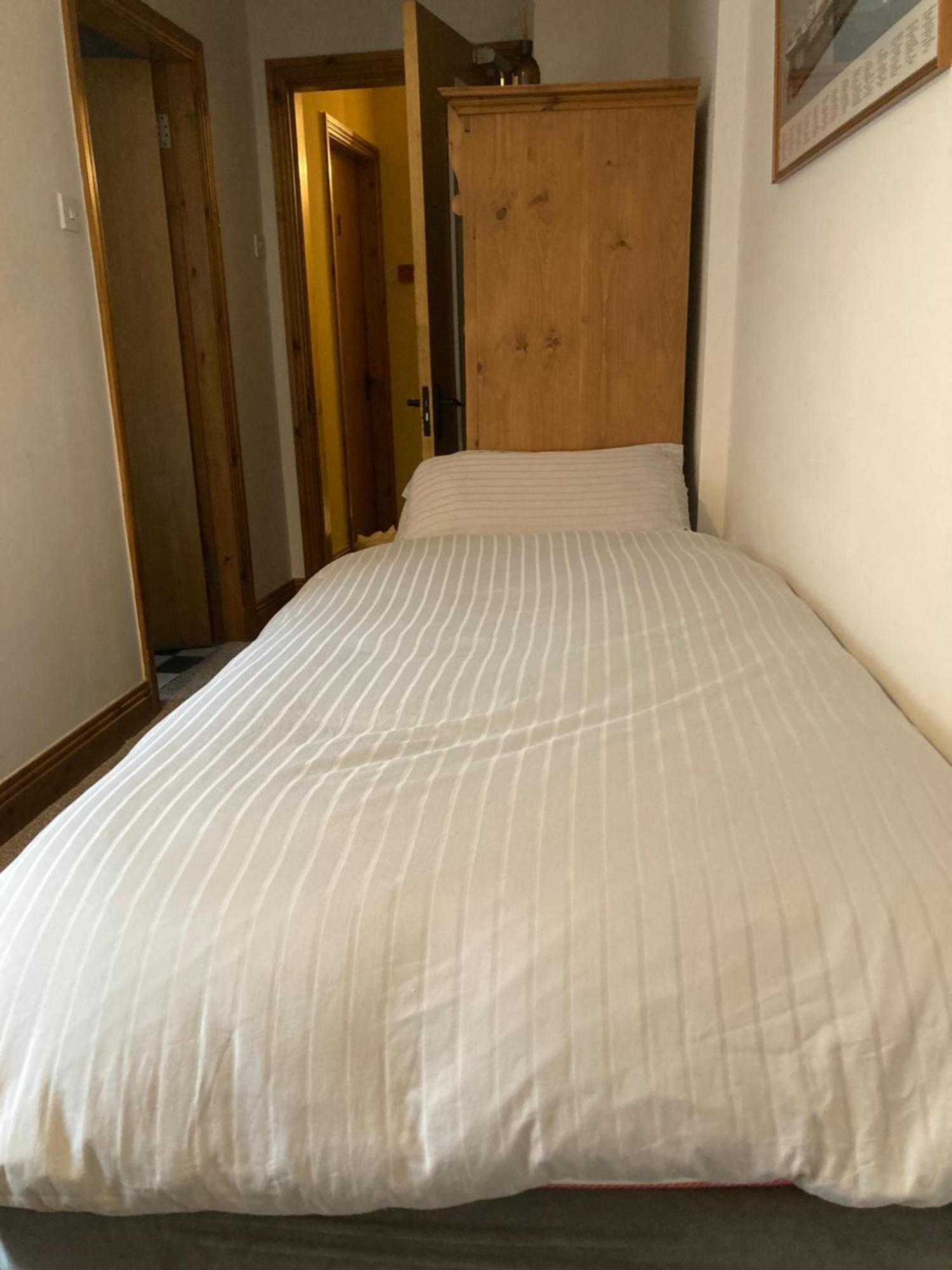 Ashes Seafood Restaurant Accommodation Dingle Bagian luar foto