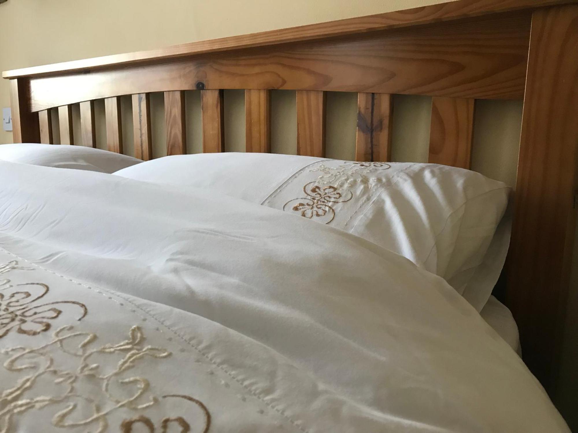 Ashes Seafood Restaurant Accommodation Dingle Bagian luar foto